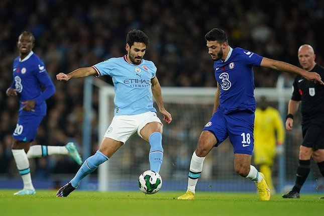 Manchester City vinder let